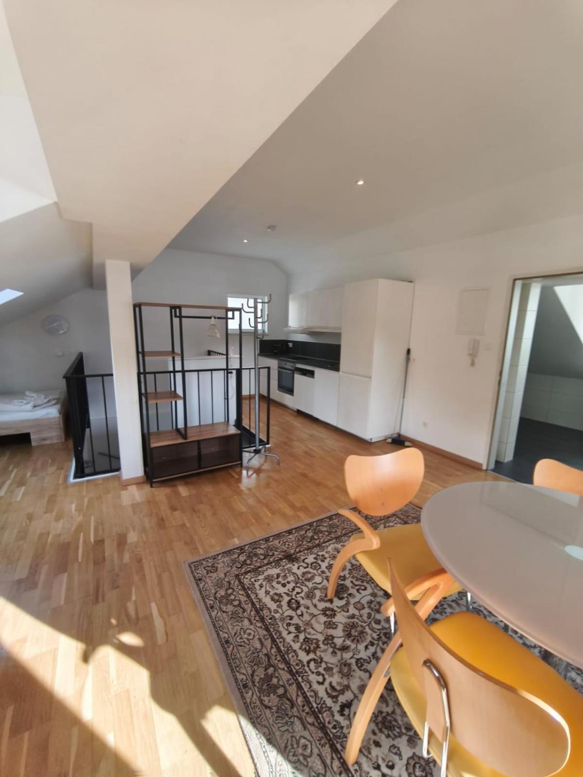 Ferienwohnungen Loft In Тельфс Екстер'єр фото